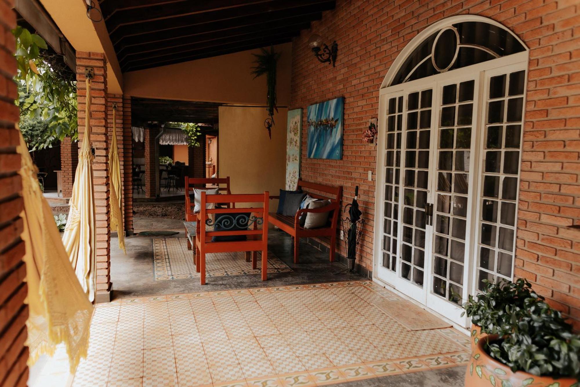 Hotel Pousada Chale Das Flores Sertaozinho Exterior photo